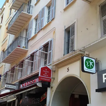 Appartamento Intérieurs-cour Nizza